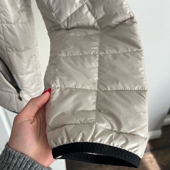 New Balance Puffer Full Zip Jacket - Picture 2 of 9